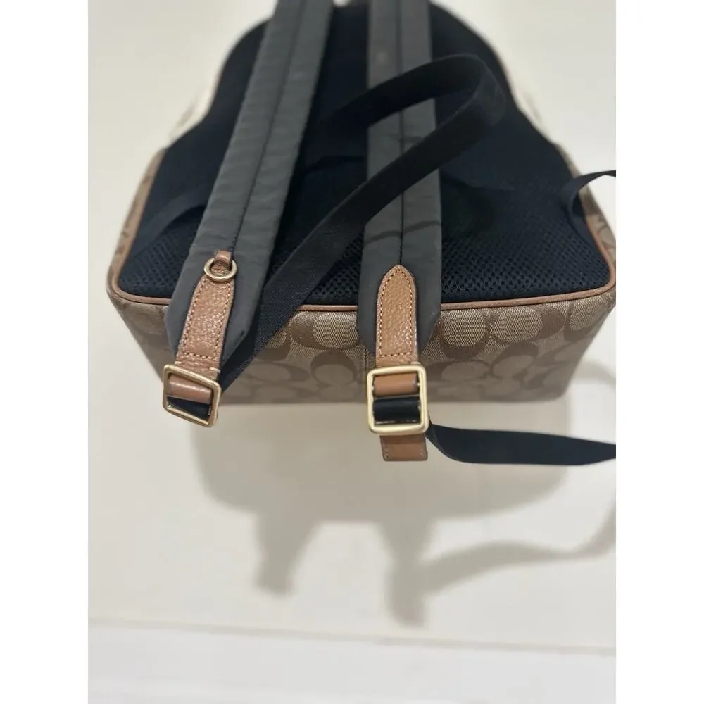 Coach Court Backpack in the blocked signature coated canvas #36